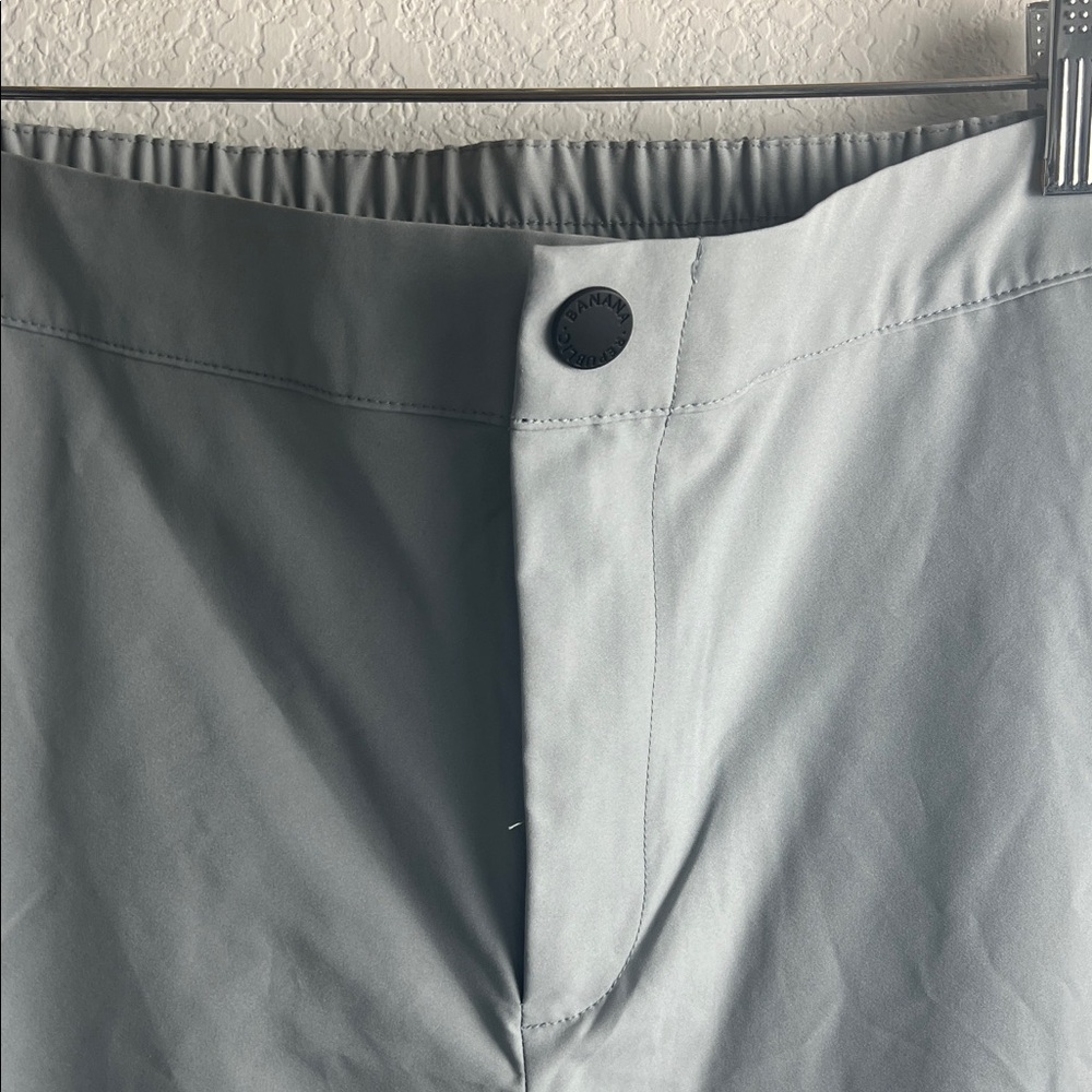 Banana Republic Light Gray Chinos Men’s Pants Size 32 - Picture 2 of 8